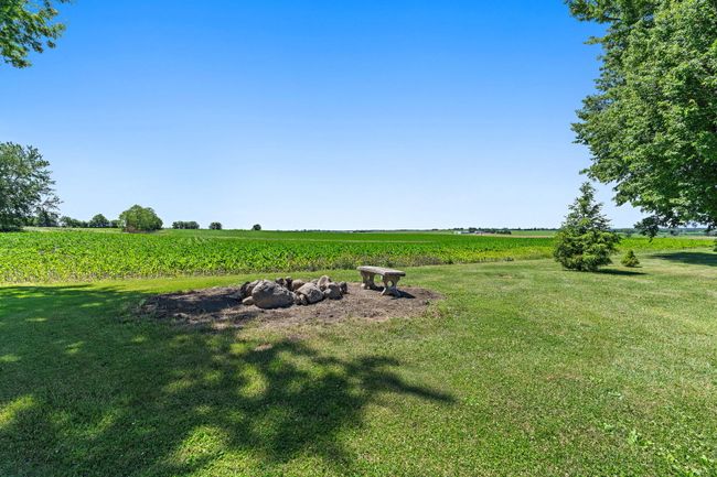 30789 5 Points Rd, House other with 3 bedrooms, 2 bathrooms and 6 parking in Kingston IL | Image 29