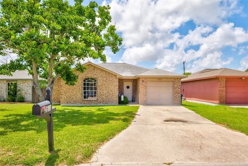 2573 Alana Ln, Ingleside, TX, 78362-6501 | Card Image