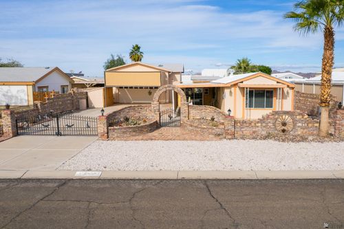13592 E 52nd St, Yuma, AZ, 85367-8555 | Card Image