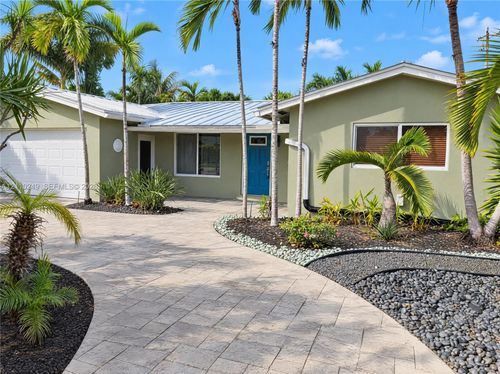 1825 Ne 26th Dr, Wilton Manors, FL, 33306 | Card Image