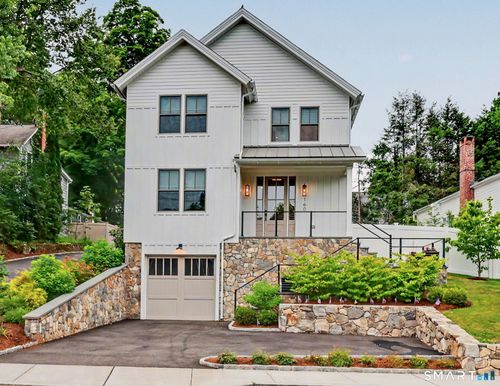160-160 Forest St, New Canaan, CT, 06840-4707 | Card Image