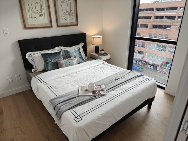 704 - 239 Keefer St, Condo with 1 bedrooms, 1 bathrooms and null parking in Vancouver BC | Image 4