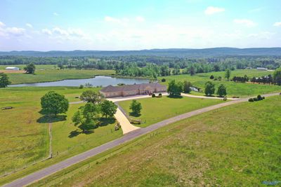 377 County Road 543, Home with 4 bedrooms, 3 bathrooms and null parking in Hanceville AL | Image 1