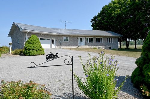 539 Shannon Rd, Picton, ON, K0K2T0 | Card Image