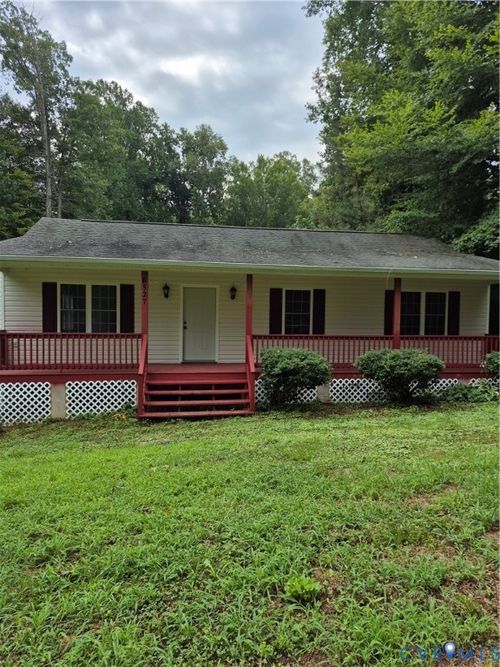 6527 Lakeshore Dr, Quinton, VA, 23141-1210 | Card Image