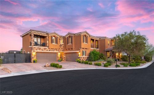 9660 W Verde Way, Las Vegas, NV, 89149-2502 | Card Image