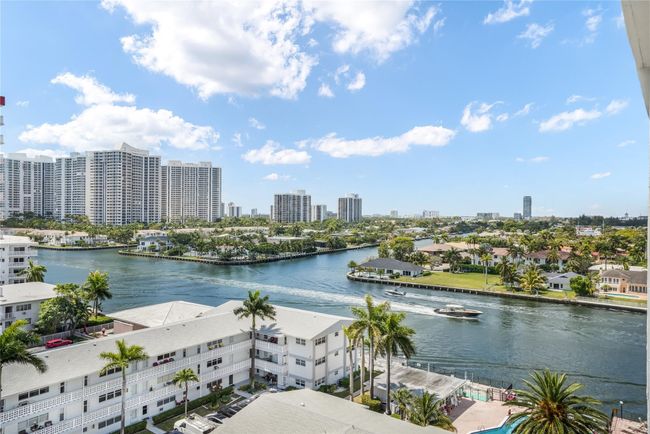 APT-1008 - 3113 S Ocean Dr, Condo with 2 bedrooms, 2 bathrooms and null parking in Hallandale Beach FL | Image 23