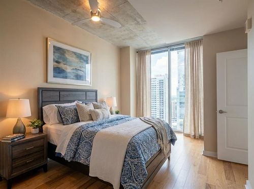2110-360 Nueces St, Austin, TX, 78701-4267 | Card Image