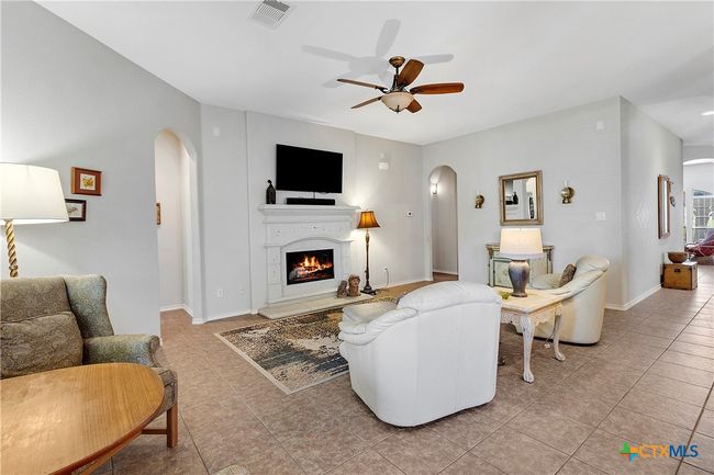 358 Verano Cir, House other with 3 bedrooms, 2 bathrooms and null parking in Kyle TX | Image 20