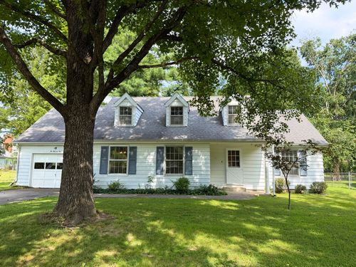 2009 W Norwood Drive, Carbondale, IL, 62901 | Card Image