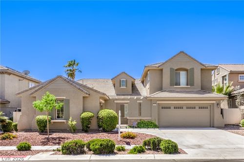 10227 Sunset Gardens Dr, Las Vegas, NV, 89135-2895 | Card Image