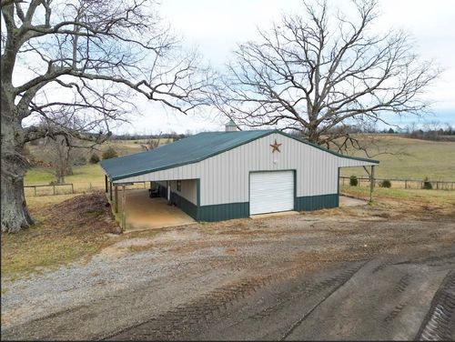 1038 Maple Valley Rd, Cumberland Furnace, TN, 37051-4423 | Card Image