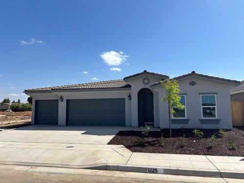 1225 Via Valencia Drive, Madera, CA, 93637 | Card Image