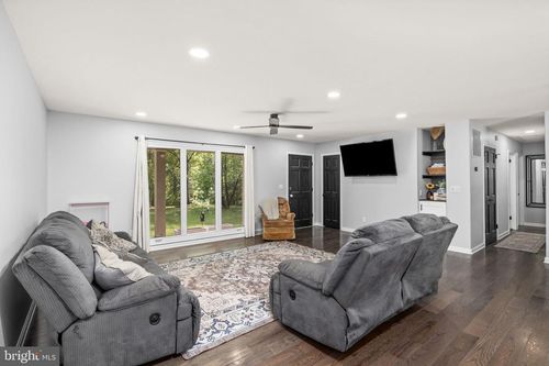 7501 Hunters Lodge Dr, SPOTSYLVANIA, VA, 22551-2727 | Card Image