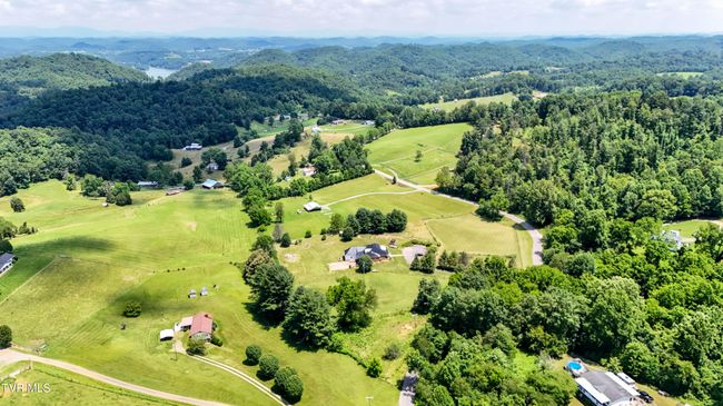 22643 Twin Oaks Rd, House other with 5 bedrooms, 4 bathrooms and null parking in Abingdon VA | Image 74