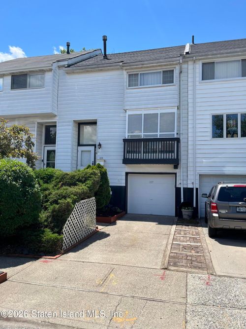 189 Dover Grn, Staten Island, NY, 10312-1710 | Card Image