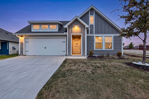 11129 Pond View Ct, Aubrey, TX, 76227-2074 | Card Image