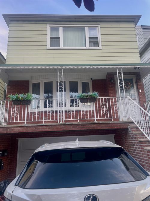 1-78 W 54th St, Bayonne, NJ, 07002-3319 | Card Image