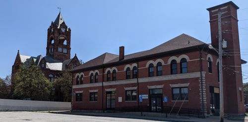 910 State St, La Porte, IN, 46350-3330 | Card Image