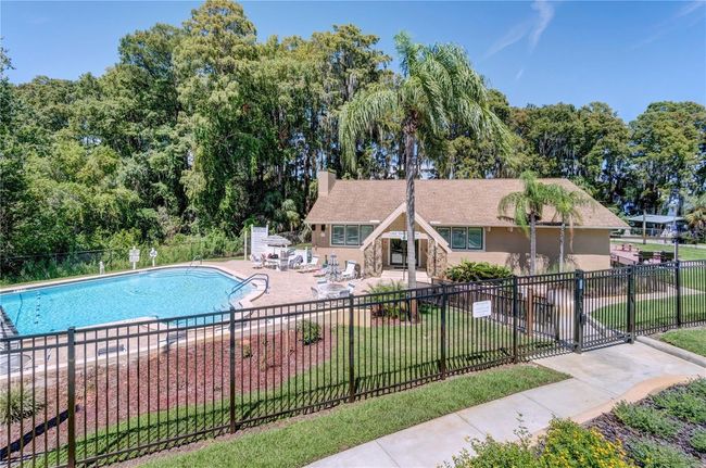 The Lake Tarpon Lodge offers a more rustic retreat & lakefront amenities~ | Image 43