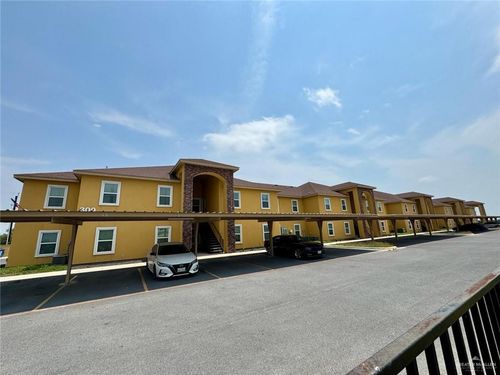 205-300 Sylvia Handy Dr, Elsa, TX, 78543 | Card Image