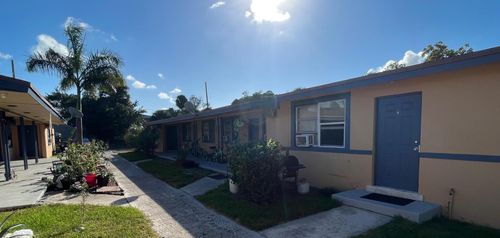 d-908 5th St, West Palm Beach, FL, 33401-4159 | Card Image