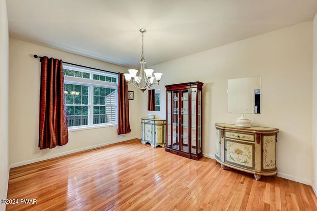 Dining Room | Image 12