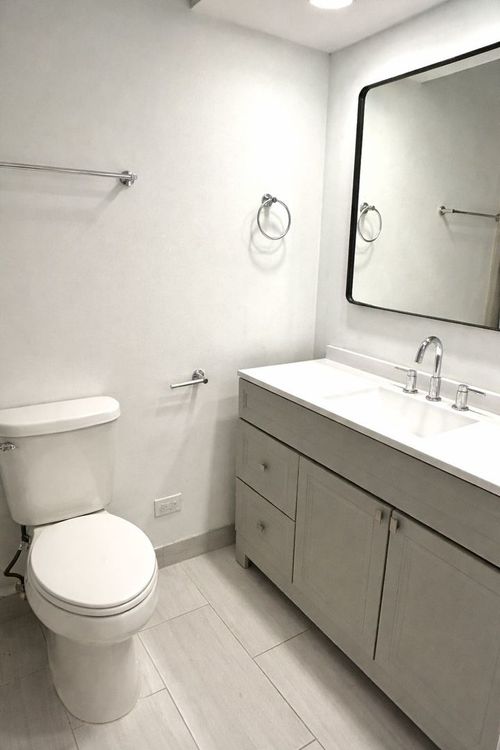 ste-115-7061 N Kedzie Ave, Chicago, IL, 60645-2855 | Card Image