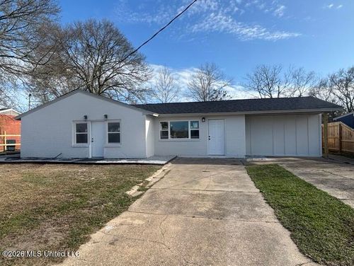 2464 Old Mobile Ave, Pascagoula, MS, 39567-3571 | Card Image