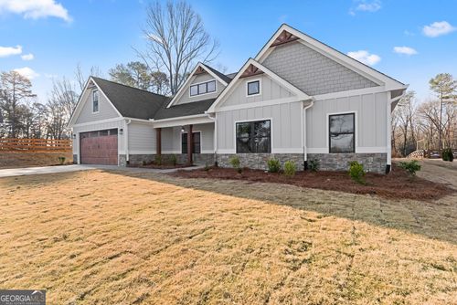 2041 Highway 197 N, Clarkesville, GA, 30523-4279 | Card Image