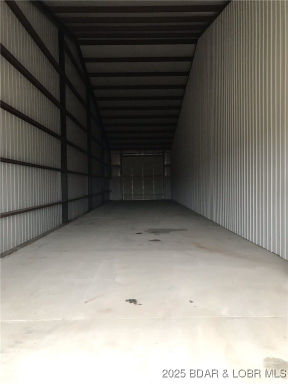 Commercial Sale in Kaiser 2