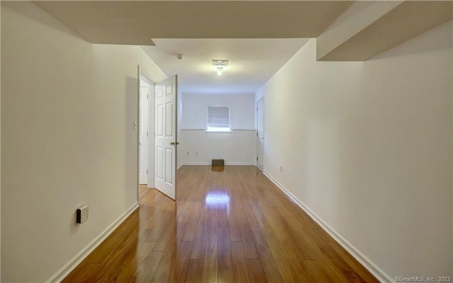 114 Meadow View Ter, House other with 3 bedrooms, 3 bathrooms and null parking in New Haven CT | Image 6
