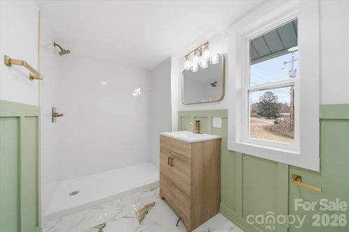 28 Central Ave, Granite Falls, NC, 28630-1822 | Card Image