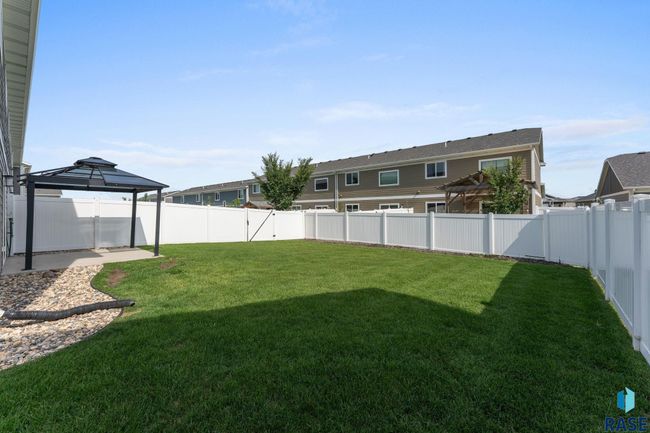 4418 E Whisper Ridge Pl, Townhouse with 2 bedrooms, 2 bathrooms and null parking in Sioux Falls SD | Image 15