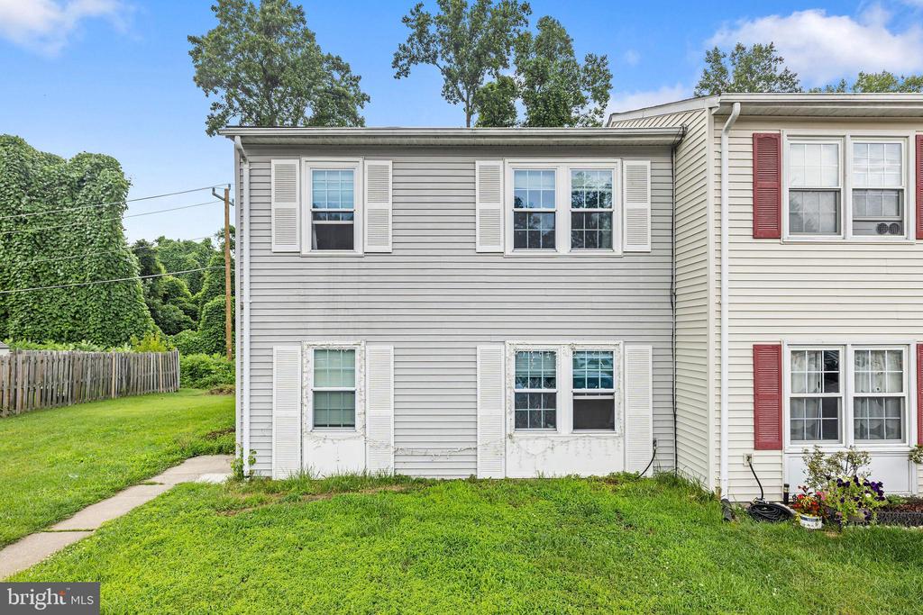 Residential in LORTON 2