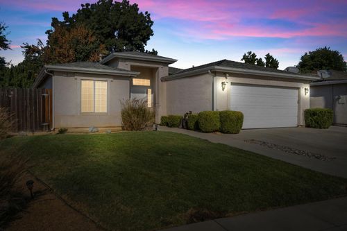 2200 Hanson Ave, Clovis, CA, 93611-5028 | Card Image