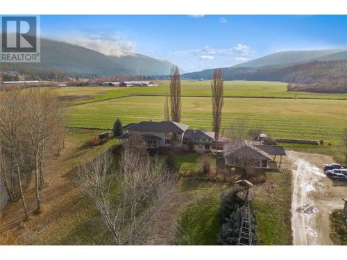 3169 Johnson Rd, Salmon Arm, BC, V1E3E6 | Card Image