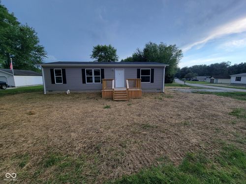 334 Small Fry Ave, Cloverdale, IN, 46120-8879 | Card Image