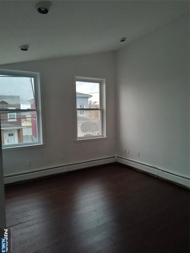 139 - 137-139 76 Th St, Home with 7 bedrooms, 4 bathrooms and null parking in North Bergen NJ | Image 7