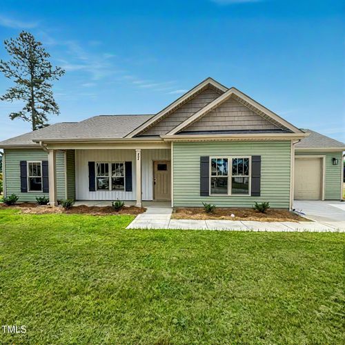 404 S Eastwood Dr, Benson, NC, 27504-9355 | Card Image