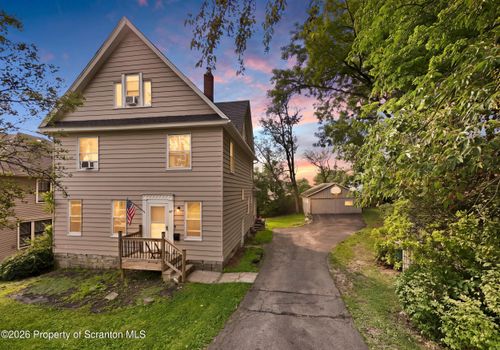107 Claremont Ave, Clarks Summit, PA, 18411-1564 | Card Image