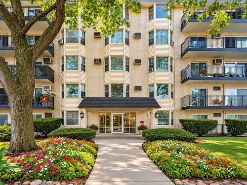 a121-5506 Lincoln Avenue, Morton Grove, IL, 60053 | Card Image