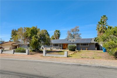 Front of Whole House | Image 3