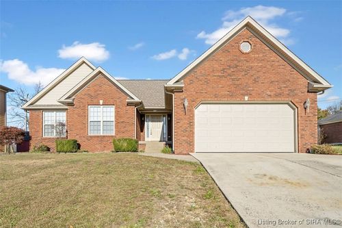 205 Saddleback Dr, Charlestown, IN, 47111-9685 | Card Image