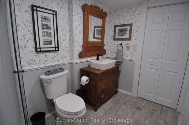 2133 6th Ave W, House other with 2 bedrooms, 2 bathrooms and 3 parking in Owen Sound ON | Image 27
