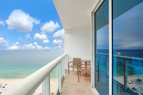 2214-505 N Fort Lauderdale Beach Blvd, Fort Lauderdale, FL, 33304-4109 | Card Image