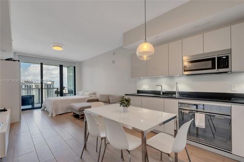 unit-3510-1010 Brickell Ave, Miami, FL, 33131-3783 | Card Image