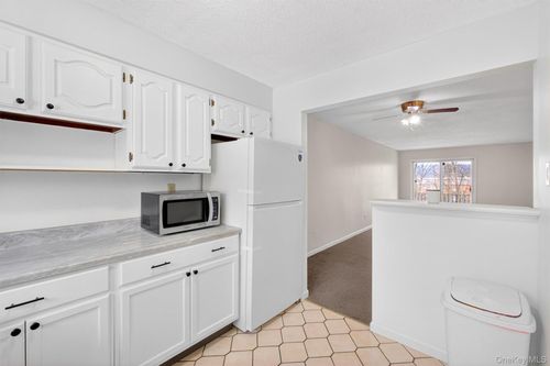 715-26 Cooper Rd, Poughkeepsie, NY, 12603-1670 | Card Image