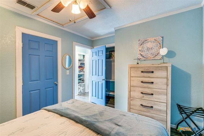 243 Magnolia Ave, House other with 3 bedrooms, 2 bathrooms and null parking in Aransas Pass TX | Image 15