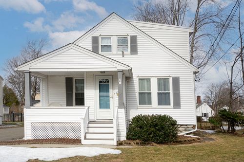 15 Monroe St, Shrewsbury, MA, 01545-5301 | Card Image